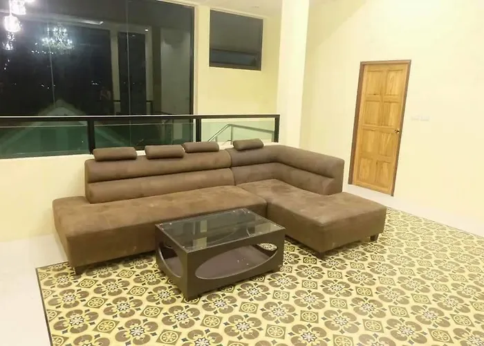 102 Hua Hin Mountain View Pensión